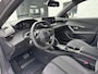 Peugeot 2008 1.2 Hybrid 145 PK Allure | € 9500 DEMO VOORDEEL | Netto Deal Auto | Automaat | 2025 Auto | Navigatie via Telefoon | Adaptieve Cruise Control | 360 Graden Camera | Parkeersensoren V+A | Hoge Zitpositie | Hybride Elektrisch rijden met Automaat | Climate Control | Stoelverwarming | LED Verlichting | 17" Lichtmetalen Velgen |