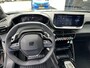 Peugeot 2008 1.2 Hybrid 145 PK Allure | € 9500 DEMO VOORDEEL | Netto Deal Auto | Automaat | 2025 Auto | Navigatie via Telefoon | Adaptieve Cruise Control | 360 Graden Camera | Parkeersensoren V+A | Hoge Zitpositie | Hybride Elektrisch rijden met Automaat | Climate Control | Stoelverwarming | LED Verlichting | 17" Lichtmetalen Velgen |