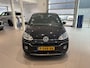 Volkswagen Up! 1.0 TSI BMT cross up! | PANORAMADAK | CAMERA | STOELVERWARMING