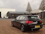 BMW 1-Serie 118i Executive | M-sportst | Sportstoelen | All-season | All Black | Uniek!