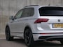 Volkswagen Tiguan 1.5 TSI R-Line | panorama | head-up | Trekhaak..