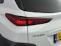 Hyundai Kona Electric EV PREMIUM 64 kWh | SoH 95% | TWO TONE | NAVI | CLIMA | CRUISE | CAMERA | HUD | LEDER | STUUR- & STOELVERWARMING | PDC VOOR & ACHTER | DODEHOEK DETECTIE | KREILL | PRIVACY GLASS | WLTP 481 KM! |