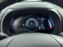 Hyundai Kona Electric EV PREMIUM 64 kWh | SoH 94%! | 3 FASEN | WARMTEPOMP | STOEL- & STUURVERWARMING | STOELVENTILATIE | CRUISE ADAPT. | DODEHOEKDETECTIE | CAMERA | LEDER | NAVI | CLIMA |