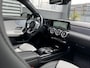 Mercedes-Benz A-klasse 200 Launch Edition AMG-Pakket * Panoramadak * Automaat