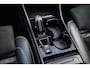 Volvo XC40 2.0 B4 R-Design | Trekhaak | Achteruitrijcamera | Parkeersensoren | Keyless Entry | Elektrische Achterklep | Navigatie | Apple Carplay | Android Auto | Stoelverwarming
