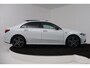Mercedes-Benz A-klasse 250 e Business Solution AMG Limited (PANORAMADAK, TREKHAAK, STOELVERWARMING, SFEERVERLICHTING, CAMERA)