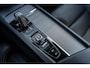 Volvo XC60 2.0 T8 Twin Engine AWD R-Design | Plug-in Hybrid (PHEV) | Bowers Wilkins | Nappaleder | Stoelventilatie | Stoelmassage | Achteruitrijcamera | Kinderzitjes | BLIS | Cruise Control Adaptief | Panoramadak