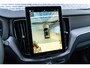Volvo XC60 2.0 T6 Plug-in hybrid AWD Ultra Black Edition | Facelift | Trekhaak | Harman Kardon Audio | Head-up Display | 360 Graden Camera | Panoramadak | Lichtmetalen Velgen 21 inch | Elektrisch Verstelbare Voorstoelen | Keyless Entry | BLIS