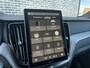 Volvo XC60 2.0 T6 Plug-in hybrid AWD Ultra Black Edition | Trekhaak | Harman Kardon Audio | Head-up Display | 360 Graden Camera | Panoramadak | Lichtmetalen Velgen 21 inch | Elektrisch Verstelbare Voorstoelen | Keyless Entry | BLIS