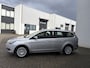 Ford Focus Wagon 1.8-16V Limited 125 PK. Zeer betrouwbare en fijn rijdende auto !!! Motor heeft ketting dus vrij van onderhoud !!