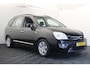 Kia Carens 2.0 CVVT X-ecutive