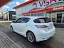 Lexus CT 200 HYBRIDE BUSINESS LINE LEER NAVI CAMERA INRUILKOOPJE!! GEBRUIKERSSPOREN