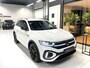 Volkswagen T-Roc 1.5 TSI R-Line Black Style/ Camera/ IQ LED/ CarPlay/ 18''LMV