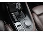 BMW X1 xDrive20i High Executive / Panoramadak / Head-up / Bruin Leder / 19'' / Navigatie / Sportstoelen / Stoelverwarming / Cruise Control