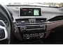 BMW X1 xDrive20i High Executive / Panoramadak / Head-up / Bruin Leder / 19'' / Navigatie / Sportstoelen / Stoelverwarming / Cruise Control