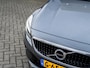 Volvo V40 Cross Country 1.5 T3 Polar+ Luxury | Trekhaak | Harman & Kardon | Panoramadak | Stoelverwarming | Camera | LED Koplampen | Rundlederen Bekleding | Navigatie | Keyless Entry | DAB+ | Privacy Glas | Metallic Lak |