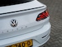 Volkswagen Arteon 1.5 TSI Business R | Origineel NL | 3x R-Line | Stoelverwarming | Schuif/ Kantel Panorama Dak | Camera | Adaptieve Cruise Control | Verwarmd Voorruit | LED Koplampen | Virtual Cockpit | 2e Eigenaar | Lederen Bekleding |