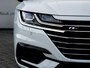 Volkswagen Arteon 1.5 TSI Business R | Origineel NL | 3x R-Line | Stoelverwarming | Schuif/ Kantel Panorama Dak | Camera | Adaptieve Cruise Control | Verwarmd Voorruit | LED Koplampen | Virtual Cockpit | 2e Eigenaar | Lederen Bekleding |