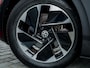 Volkswagen ID.3 First 58 kWh | Origineel NL | Stoelverwarming | Stuurwiel Verwarmd | 4 Seizoensbanden | 1ST | Navigatie | Adaptieve Cruise Control | Apple Carplay | Android Auto | Metallic Lak | 18'' Lichtmetalen Velgen |