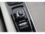 Volvo XC60 D4 AWD Inscription | Panoramadak | Leder | Camera | 19 Inch | Stoelverwarming | Apple Carplay