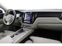 Volvo XC60 D4 AWD Inscription | Panoramadak | Leder | Camera | 19 Inch | Stoelverwarming | Apple Carplay