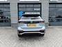 Volkswagen Tiguan R-line 1.5 eHybrid 272 pk 6-DSG | Panoramadak | Wegklapbare trekhaak | Dodehoek |