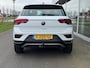 Volkswagen T-Roc 1.5 TSI Sport automaat ,trekhaak , Apple-carplay ,