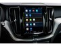 Volvo XC60 2.0 T6 Plug-in hybrid AWD Plus Black Edition | Adaptieve Cruise Control | Panoramadak | Harman Kardon Audio | Stoel-/Stuur-/Voorruitverwarming | Dodehoek Detectie | 360° Parkeercamera |