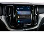Volvo XC60 2.0 T6 Plug-in hybrid AWD Plus Black Edition | Adaptieve Cruise Control | Panoramadak | Harman Kardon Audio | Stoel-/Stuur-/Voorruitverwarming | Dodehoek Detectie | 360° Parkeercamera |