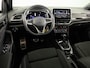 Volkswagen T-Roc 1.5 TSI R-Line 150 PK DSG | Navigatie | Trekhaak afneembaar | ErgoActive Stoel Pakket | Parkeercamera |