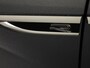 Volkswagen T-Roc 1.5 TSI R-Line 150 PK DSG | Navigatie | Trekhaak afneembaar | ErgoActive Stoel Pakket | Parkeercamera |