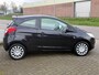Ford Ka 1.2 Titanium X! NL AUTO NAP! Airco l 2e eigenaar l Spoiler pakket l Elek pakket! Goed OH l NIEUWE APK l TOPSTAAT!