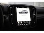Volvo EX40 252PK Single Motor Extended Range 82 kWh Plus / Lounge pakket / Extra getint glas / Panoramadak / 360 camera / 20''velgen / zwart dak
