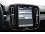 Volvo EX40 252PK Single Motor Extended Range 82 kWh Plus / Lounge pakket / Extra getint glas / Panoramadak / 360 camera / 20''velgen / zwart dak