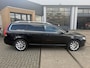 Volvo V70 T4 Inscription | 12 Maanden Garantie! | Trekhaak