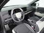 Kia EV3 GT-Line Business Edition 81.4 kWh - Stoel-/Stuurverwarming - Elektrisch Verstelbare Bestuurdersstoel - Ambient Lighting- Apple Carplay/Android Auto - Fabrieksgarantie t/m 2033