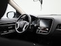 Mitsubishi Outlander 2.4 PHEV Pure 4WD | NAVIGATIE | CLIMATE CONTROL | PARKEERSENSOREN
