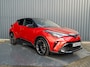 Toyota C-HR 1.8 Hybrid GR-Sport | Bi-Tone | Trekhaak | Dodehoek sensoren | Stoel & Stuur verw. | 19'' | Prijs Rijklaar!!
