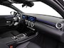 Mercedes-Benz A-klasse 180 Star Edition Luxury Line | Cruise Control | Achteruitrijcamera | DAB+ Radio | Voorstoelen Verwarmd | Sfeerverlichting | 17" Lichtmetalen Velgen