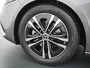Mercedes-Benz A-klasse 180 Star Edition Luxury Line | Cruise Control | Achteruitrijcamera | DAB+ Radio | Voorstoelen Verwarmd | Sfeerverlichting | 17" Lichtmetalen Velgen