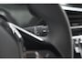 Peugeot e-2008 EV Active 50 kWh | Parkeersensoren | Apple Carplay | Climate Control