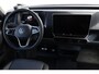 Volkswagen ID. Buzz Cargo Bulli edition 79 kWh 4MOTION 340PK / 250kW, LED Matrix (IQ.Lights), 360° rondomzicht camera, verwarmbare voorstoelen + stuurwiel, dodehoekdetectie (Side Assist), Apple Carplay & Android Auto, schuifdeur links + rechts met sluithulp, bijrijdersstoel ipv bank, wegklapbare trekhaak, dynamische grootlichtassistent, achteruitrijcamera, adaptieve cruise control (acc), Travel Assist, draadloos telefoon laden, 20'' LMV 'Solna'