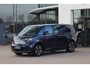 Volkswagen ID. Buzz Cargo Bulli edition 79 kWh 4MOTION 340PK / 250kW, LED Matrix (IQ.Lights), 360° rondomzicht camera, verwarmbare voorstoelen + stuurwiel, dodehoekdetectie (Side Assist), Apple Carplay & Android Auto, schuifdeur links + rechts met sluithulp, bijrijdersstoel ipv bank, wegklapbare trekhaak, dynamische grootlichtassistent, achteruitrijcamera, adaptieve cruise control (acc), Travel Assist, draadloos telefoon laden, 20'' LMV 'Solna'