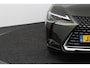 Lexus UX 250h Business Line | Stoelverwarming | Stuurwielverwarming | Apple Carplay | Blind Spot Monitor
