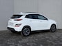 Hyundai Kona Electric EV Comfort Smart 64 kWh / Accu SOH 100% / Fabrieksgarantie tot 2-2027 / 8 Jaar Batterij Garantie / Warmtepomp / Dealer Onderhouden / Adaptieve Cruise / Stuur- en stoelverwarming / Navigatie / Camera / Apple Carplay & Android Auto / CCS Laden /