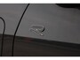 Volkswagen Tayron 1.5 eHybrid R-Line Edition 272PK / 200kW, LED Matrix (IQ. Light), panoramadak, 360° rondomzichtcamera (area view), head-up display, verwarm- en ventileerbare voorstoelen met massagefunctie, verwarmbare achterbank, lederen bekleding, dodehoekdetectie (Side Assist), Apple Carplay & Android Auto, verwarmbare voorruit, adaptieve cruise control (acc) met Travel Assist, 20'' LMV 'York', DAB+, verwarmbare voorruit, elektrisch verstel-, verwarm- en inklapbare buitenspiegels, keyless start & entry etc.