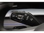 Volkswagen Tayron 1.5 eHybrid R-Line Edition 272PK / 200kW, LED Matrix (IQ. Light), panoramadak, 360° rondomzichtcamera (area view), head-up display, verwarm- en ventileerbare voorstoelen met massagefunctie, verwarmbare achterbank, lederen bekleding, dodehoekdetectie (Side Assist), Apple Carplay & Android Auto, verwarmbare voorruit, adaptieve cruise control (acc) met Travel Assist, 20'' LMV 'York', DAB+, verwarmbare voorruit, elektrisch verstel-, verwarm- en inklapbare buitenspiegels, keyless start & entry etc.