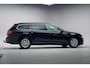 Volkswagen Passat 1.5 TSI Comfort Business [Carplay Trekhaak Parkeersensoren]