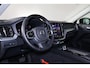 Volvo XC60 T6 Recharge AWD Ultra Dark - Panorama/schuifdak - IntelliSafe Assist & Surround - 360º Camera - Harman/Kardon audio - Adaptieve LED koplampen - Verwarmde voorstoelen, stuur & achterbank - Parkeersensoren voor & achter - Elektr. bedienb. voorstoelen met geheugen - Head up display - Draadloze tel. lader - Elektr. inklapbare trekhaak - 20' LMV