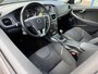 Volvo V40 2.0 T2 122PK NAVI + CLIMA + CRUISE + LMV + PDC + LED